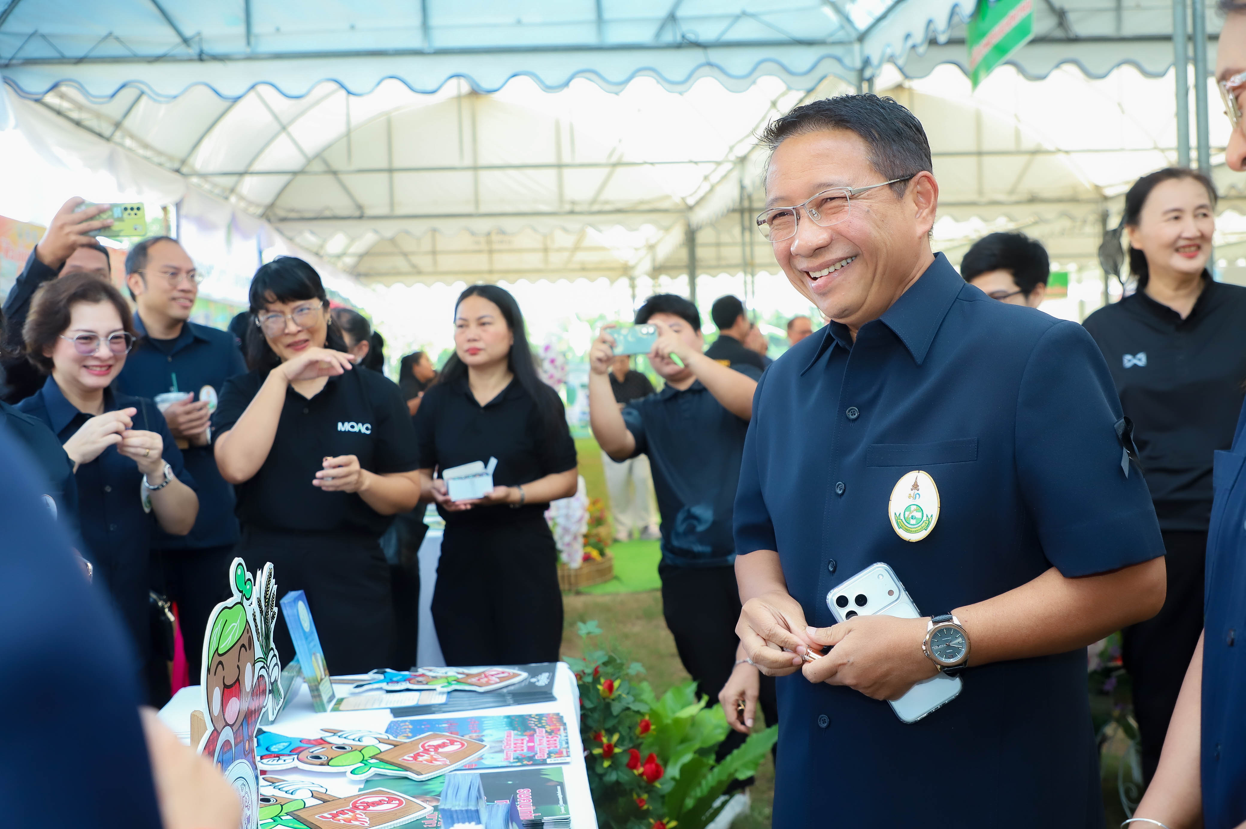 title - รองนายกฯ และรัฐมนตรีว่าการกระทรวงเกษตรฯ เปิดโครงการคลินิกเกษตรเคลื่อนที่ในพระราชานุเคราะห์ฯ ณ จังหวัดนครปฐม